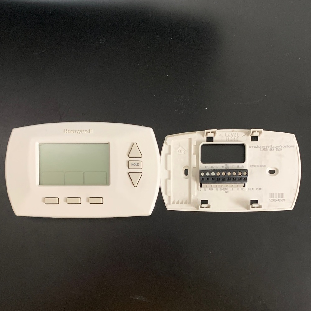 Honeywell White Thermostat